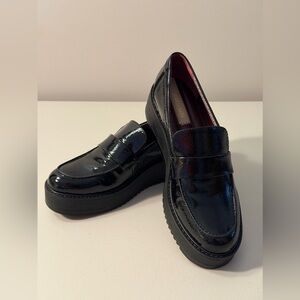 Franco Sarto Black Patent Platform Lug Loafers Size 9